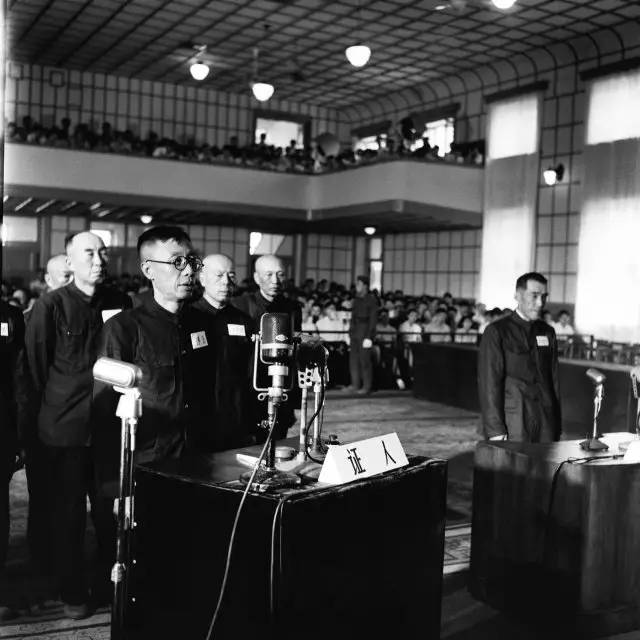 1956年7月1日,最高人民法院特別軍事法庭在沈陽開庭。