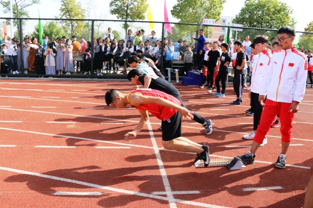 六安市新安中學(xué)第57屆田徑運(yùn)動會 (11).JPG